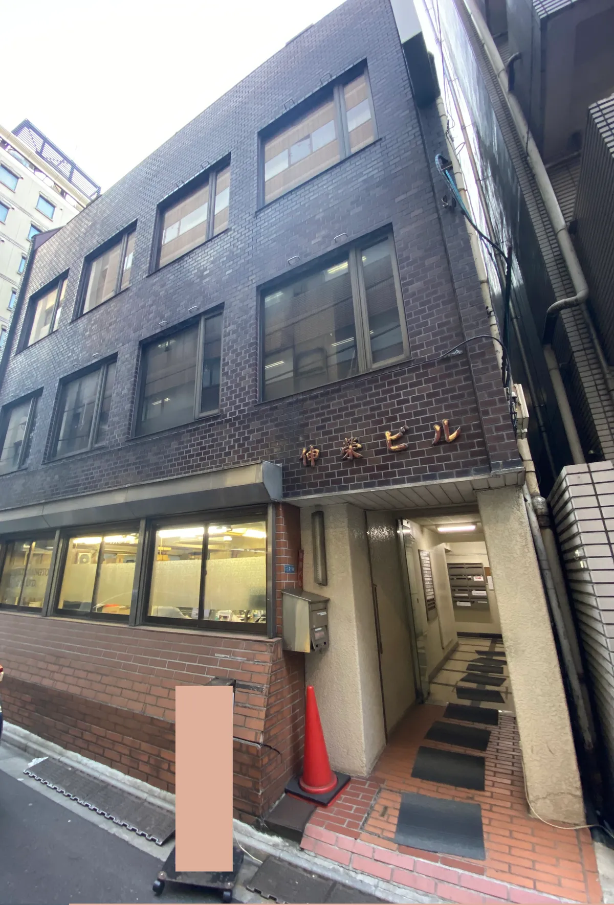 上野駅前4B 外観・周辺 02