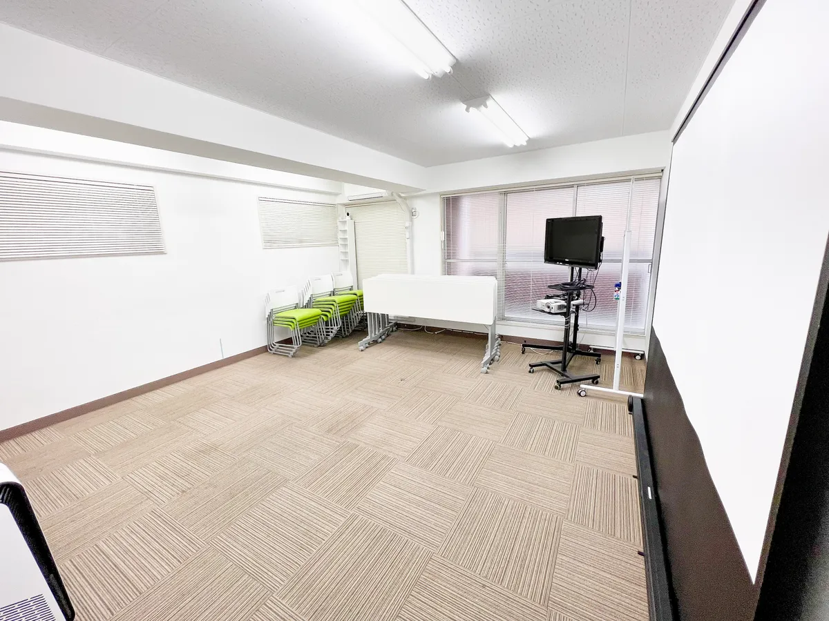 上野駅前4B 室内 16